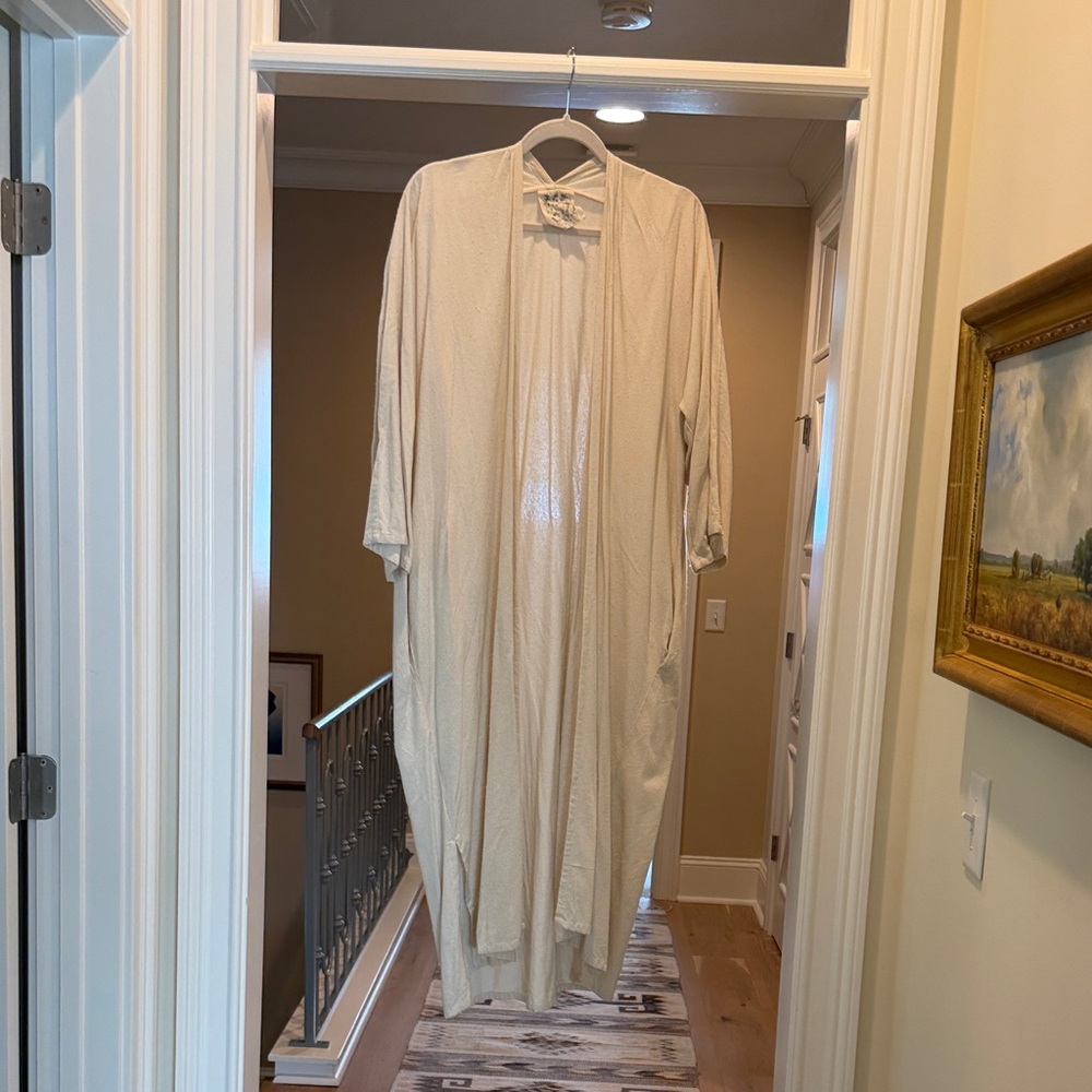 Miranda Bennett natural silk noire Bardi duster